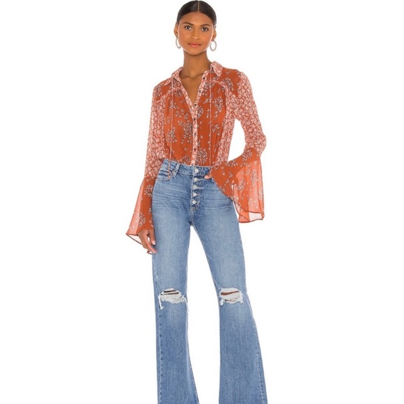 NWOT Free People Serena Bell sleeves blouse. - Picture 8 of 8